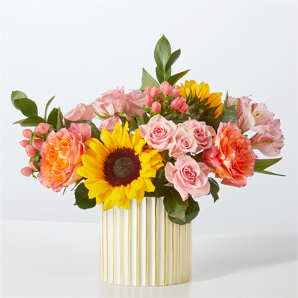 Sun's Out Bouquet – United Family Flower And Gifts, Brooklyn NY