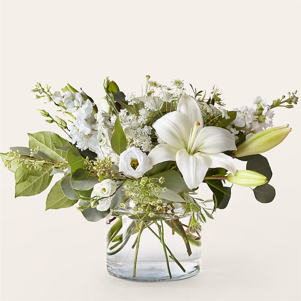 Alluring Elegance Bouquet – United Family Flower And Gifts, Brooklyn NY