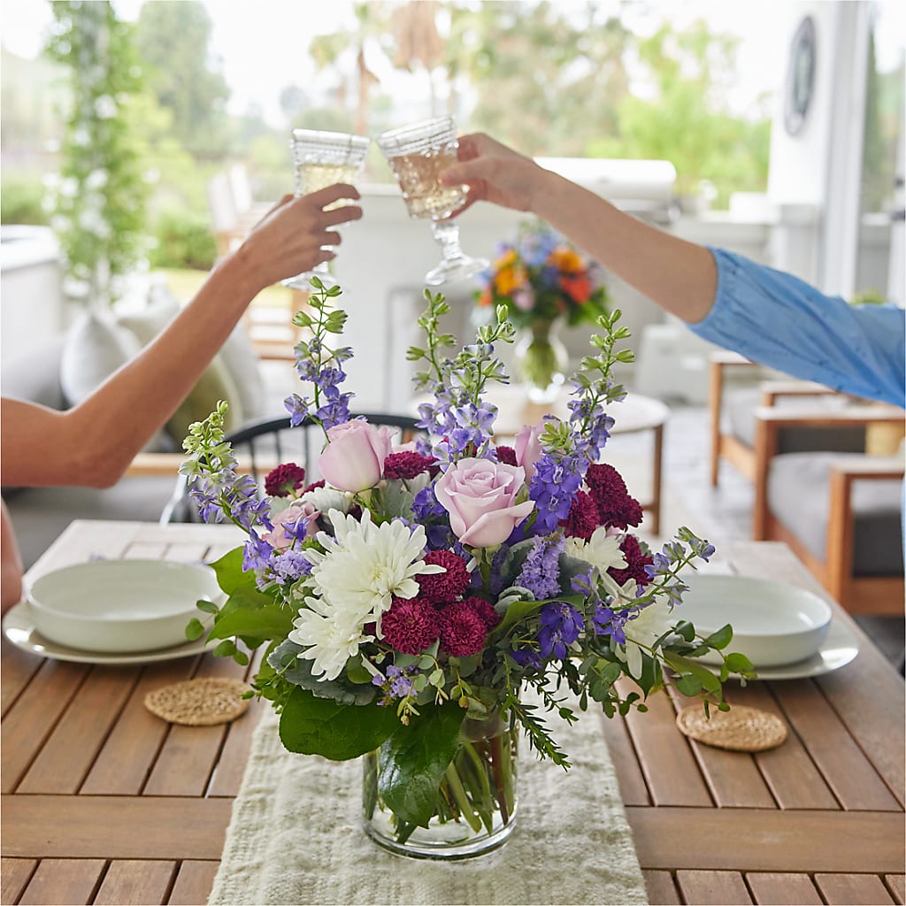 Violet Frost Bouquet – United Family Flower And Gifts, Brooklyn NY