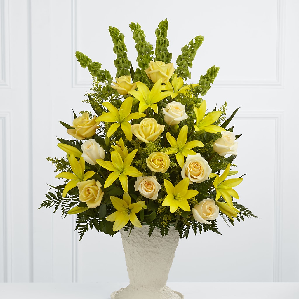 Golden Memories Arrangement – United Family Flower And Gifts, Brooklyn NY