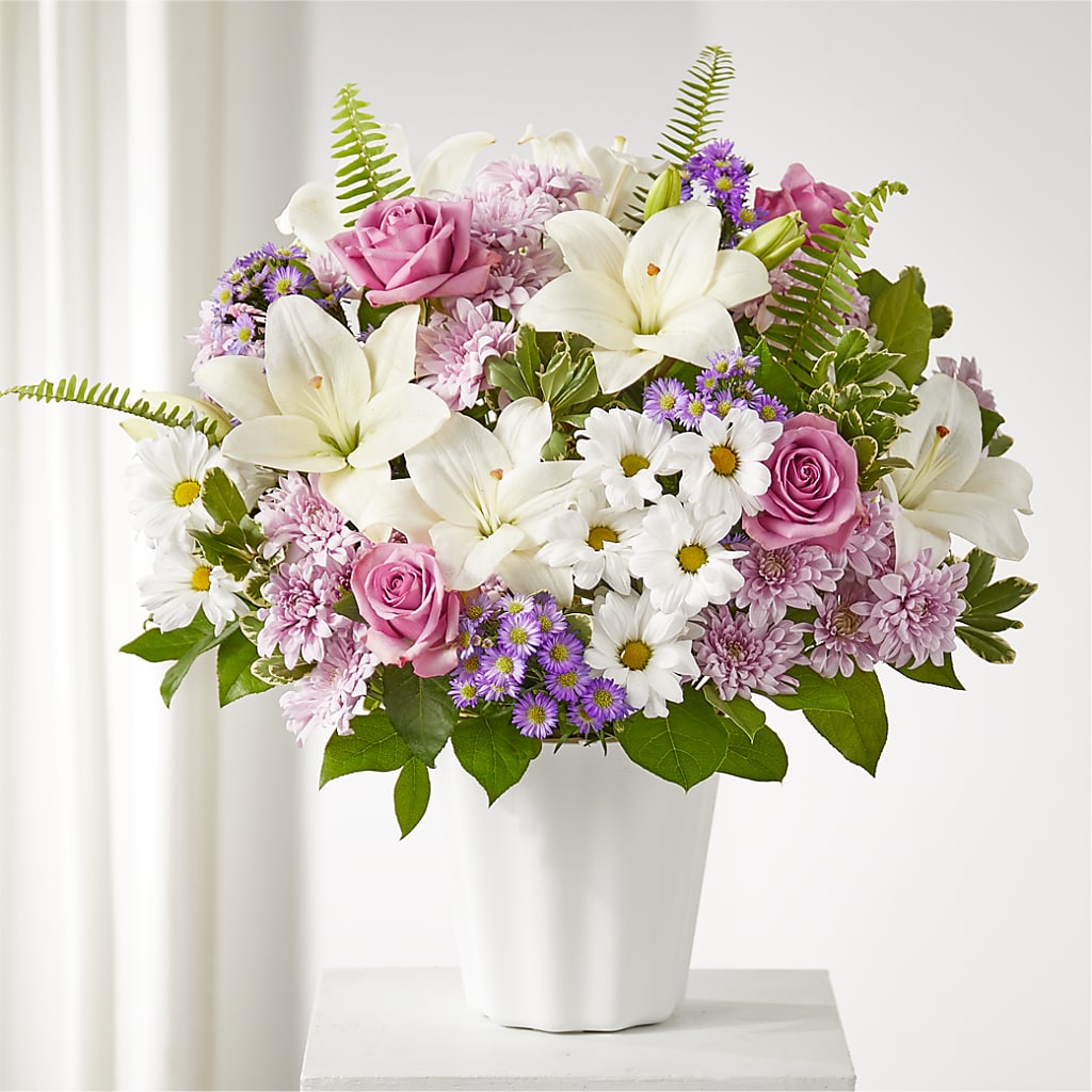 Warmest Thoughts Tabletop Basket – United Family Flower And Gifts, Brooklyn NY