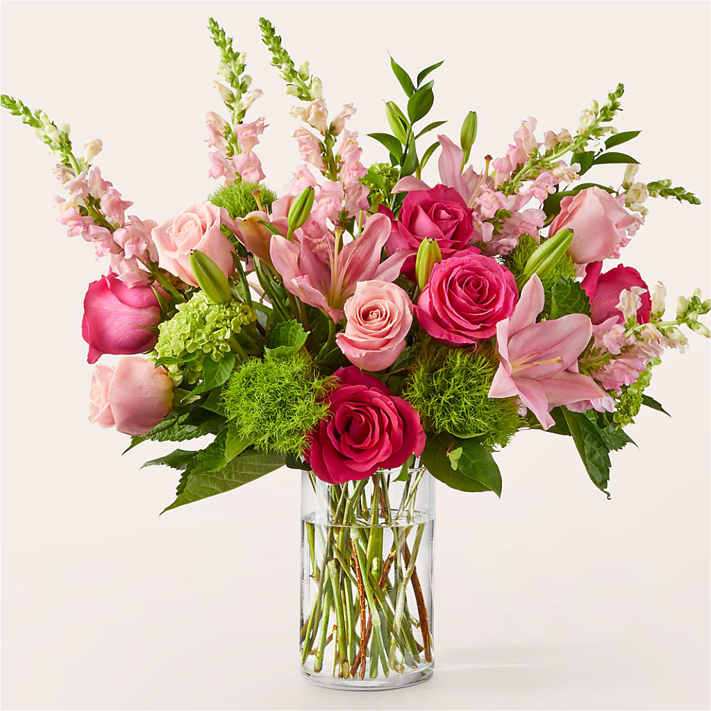 Fit for a Queen Luxury Bouquet – United Family Flower And Gifts, Brooklyn NY