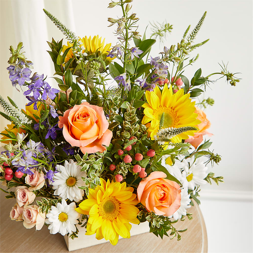 The Good Life Bouquet –  United Family Flower And Gifts, Brooklyn NY
