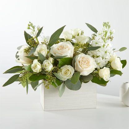 Fresh Linen Box Bouquet –  United Family Flower And Gifts, Brooklyn NY