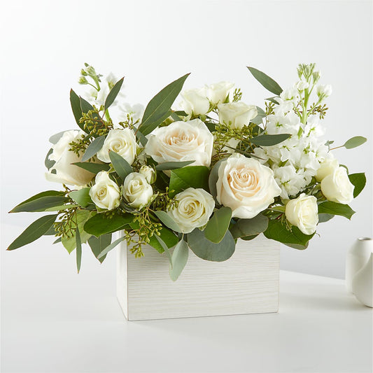 Fresh Linen Box Bouquet –  United Family Flower And Gifts, Brooklyn NY