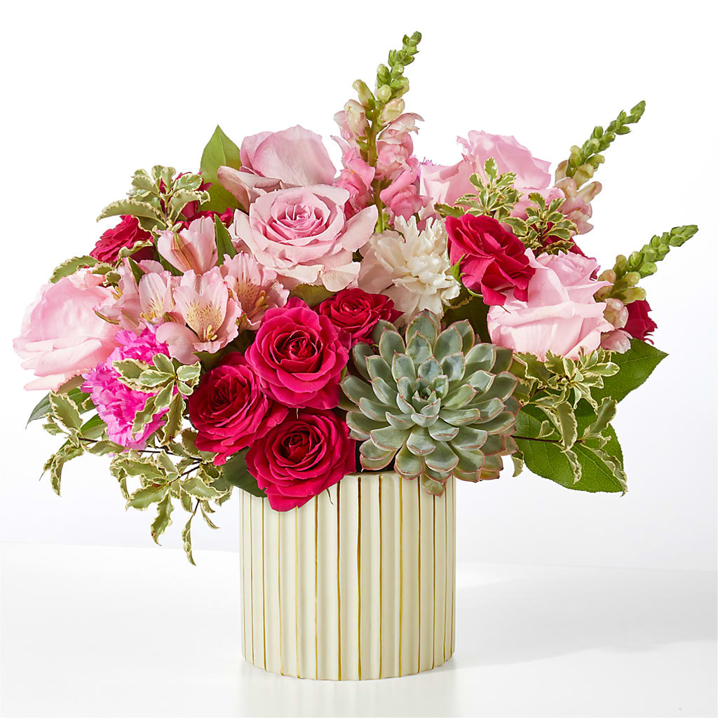 Magenta Musings Bouquet –  United Family Flower And Gifts, Brooklyn NY