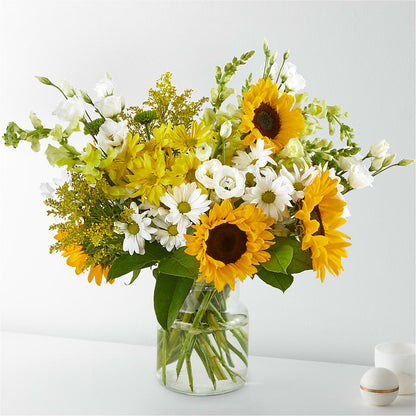 Hello Sunshine Bouquet –  United Family Flower And Gifts, Brooklyn NY