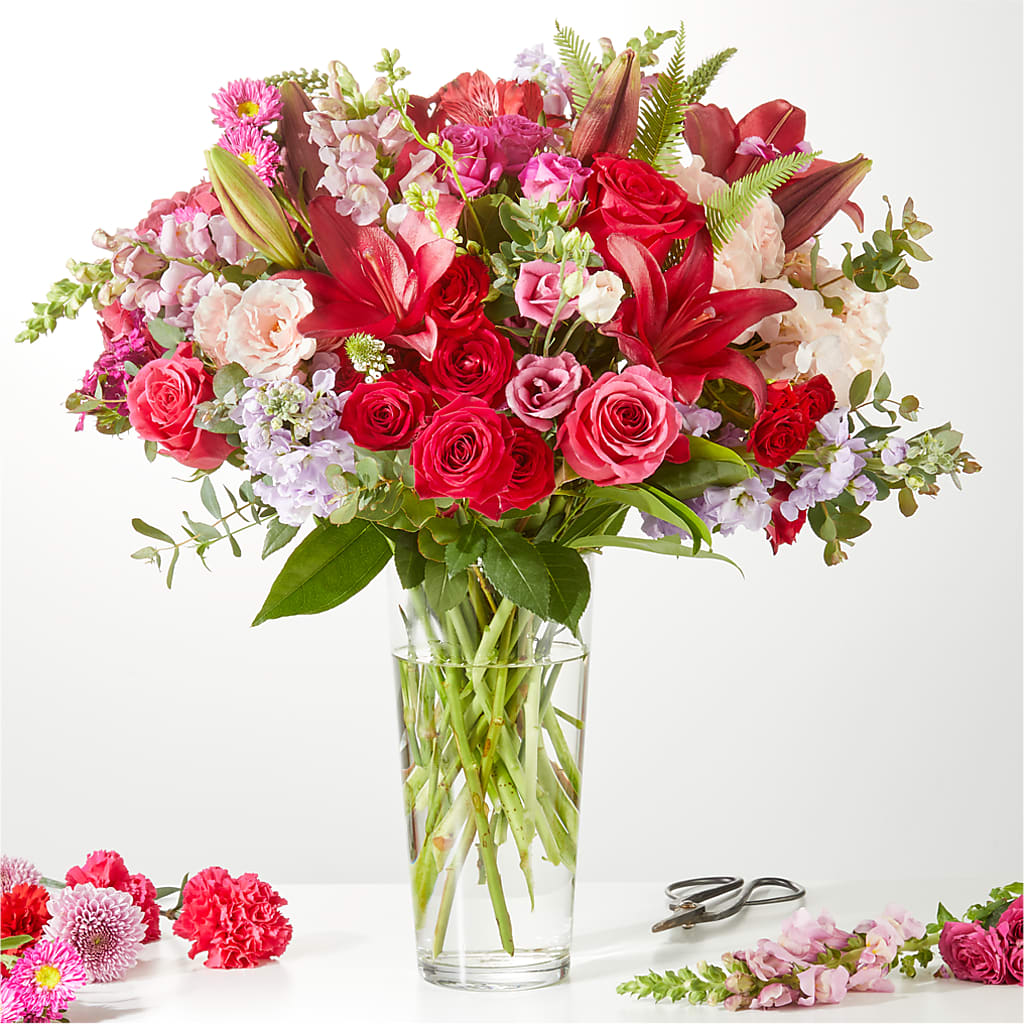 Swooning Over You - A Luxury Florist Original –  United Family Flower And Gifts, Brooklyn NY