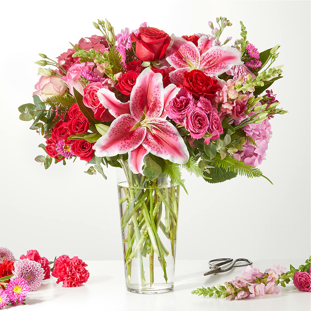 Swooning Over You - A Luxury Florist Original –  United Family Flower And Gifts, Brooklyn NY