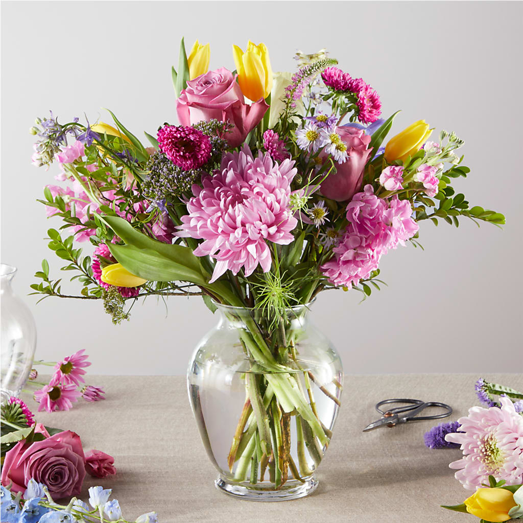 Pastel Tradition - A Florist Original –  United Family Flower And Gifts, Brooklyn NY