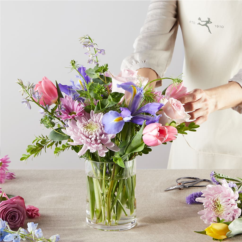 Pastel Tradition - A Florist Original –  United Family Flower And Gifts, Brooklyn NY