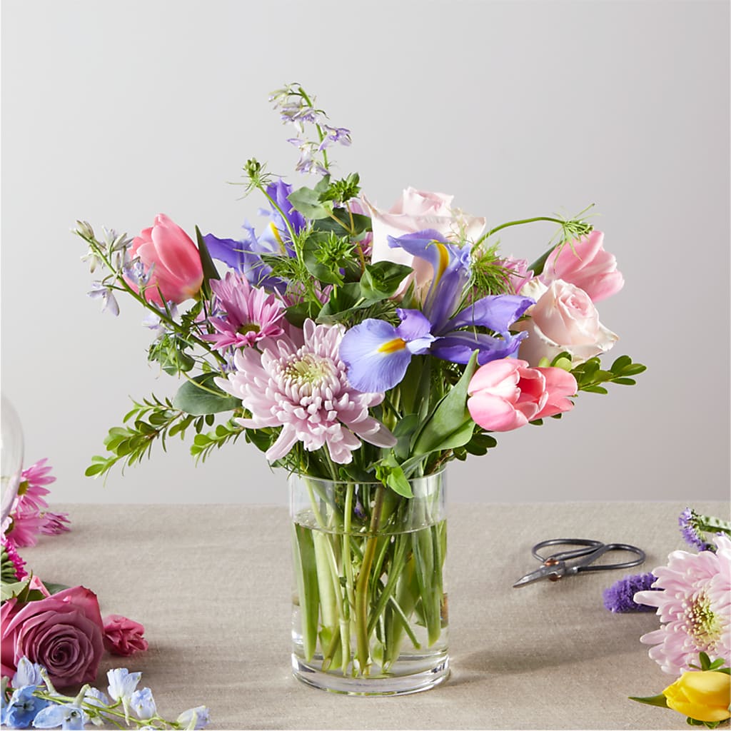 Pastel Tradition - A Florist Original –  United Family Flower And Gifts, Brooklyn NY