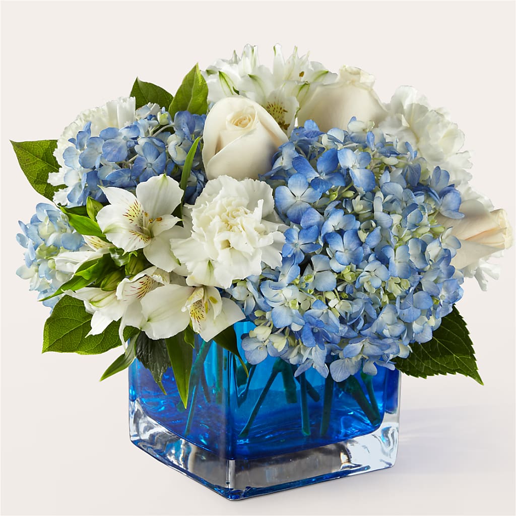 Soothing Waters Bouquet –  United Family Flower And Gifts, Brooklyn NY