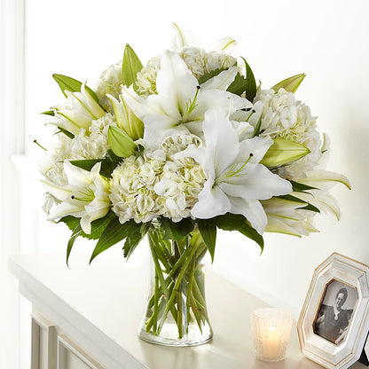 Compassionate Lily Bouquet –  United Family Flower And Gifts, Brooklyn NY