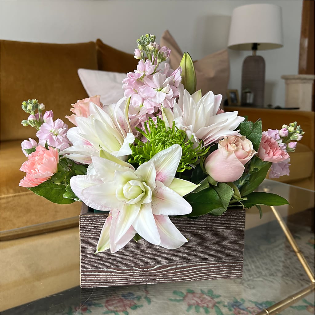 Beautiful Spirit Basket –  United Family Flower And Gifts, Brooklyn NY