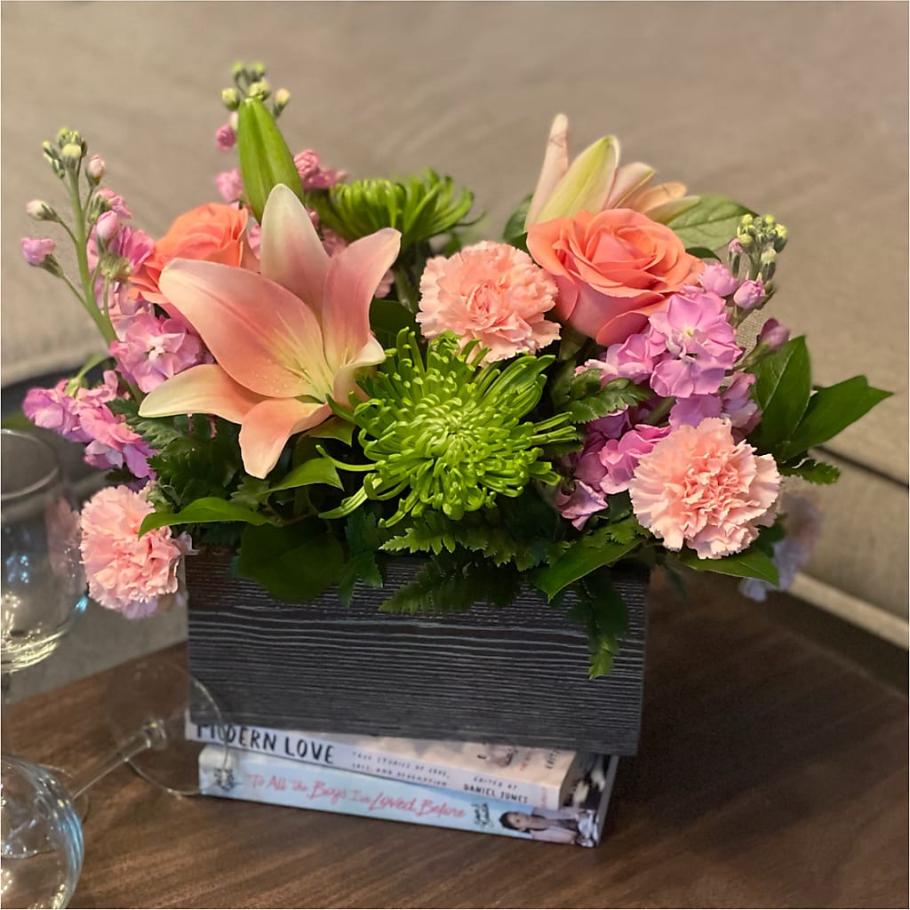 Beautiful Spirit Basket –  United Family Flower And Gifts, Brooklyn NY