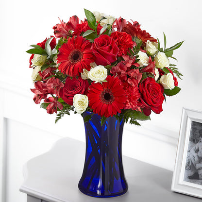 Hearts Embrace Bouquet –  United Family Flower And Gifts, Brooklyn NY