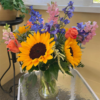 Rays of Life Bouquet –  United Family Flower And Gifts, Brooklyn NY