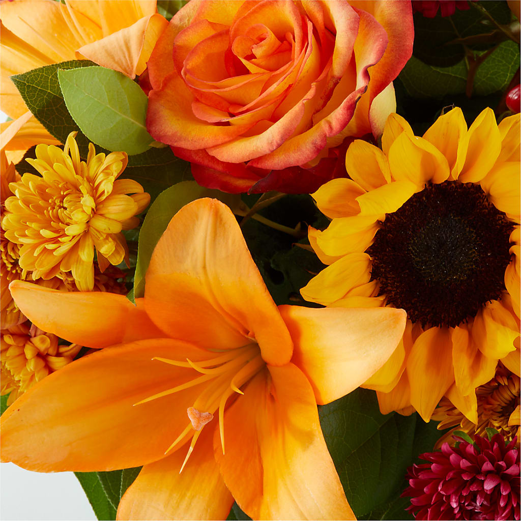 Grateful Centerpiece –  United Family Flower And Gifts, Brooklyn NY