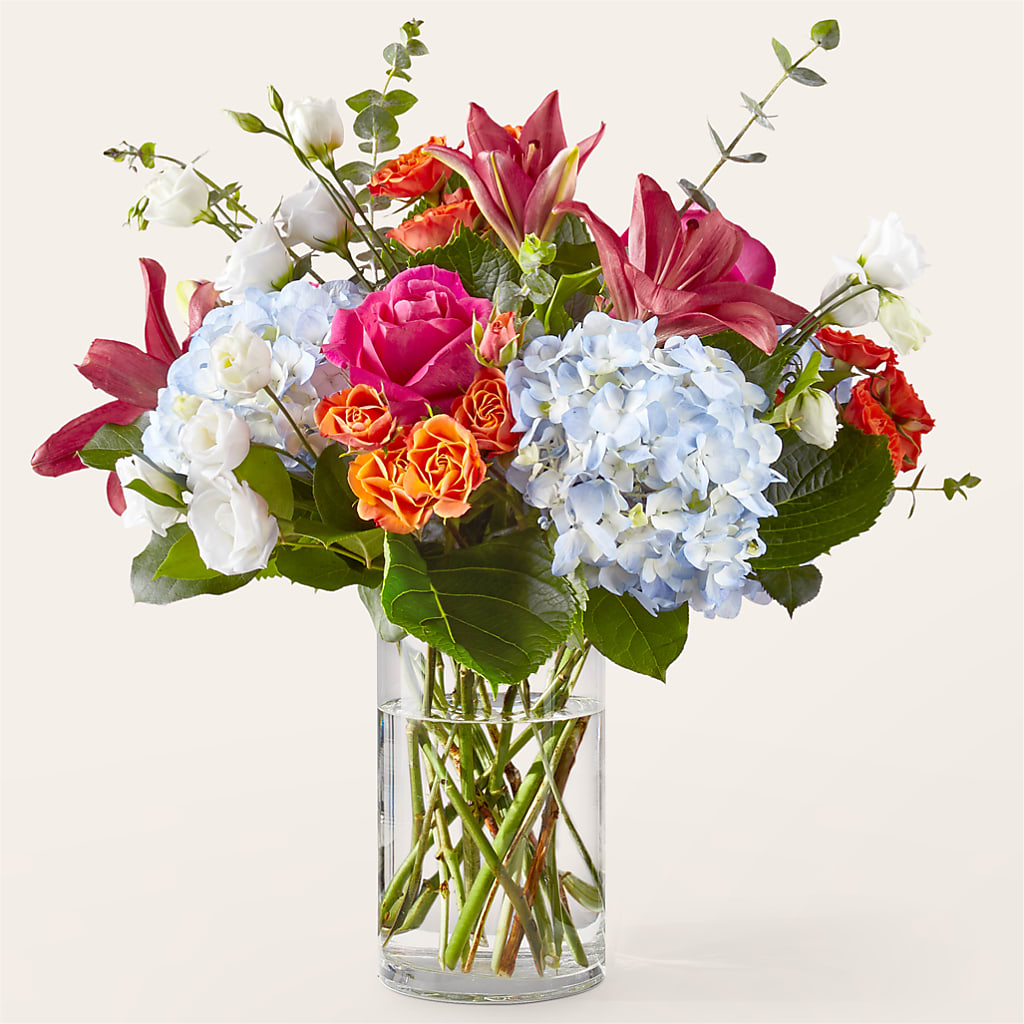 Awestruck Luxury Bouquet –  United Family Flower And Gifts, Brooklyn NY