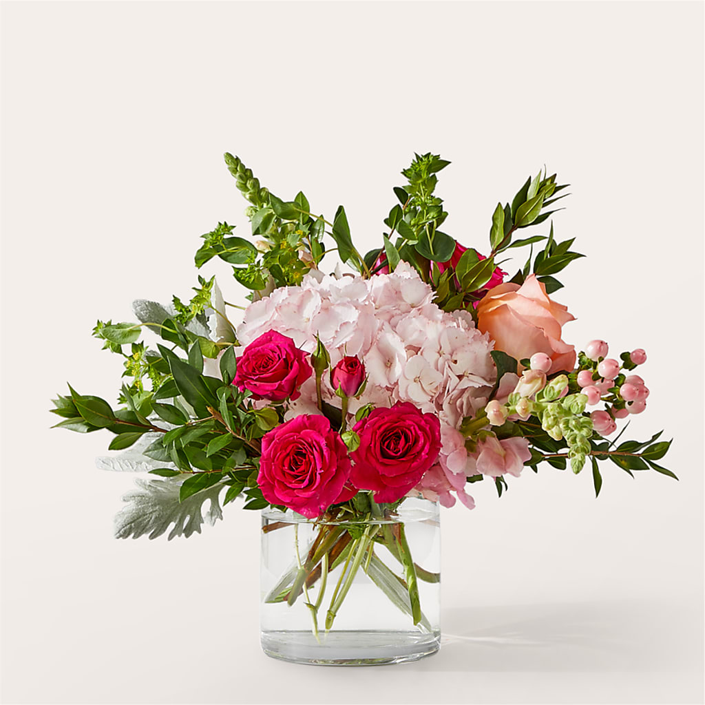 Glitz & Glam Bouquet –  United Family Flower And Gifts, Brooklyn NY