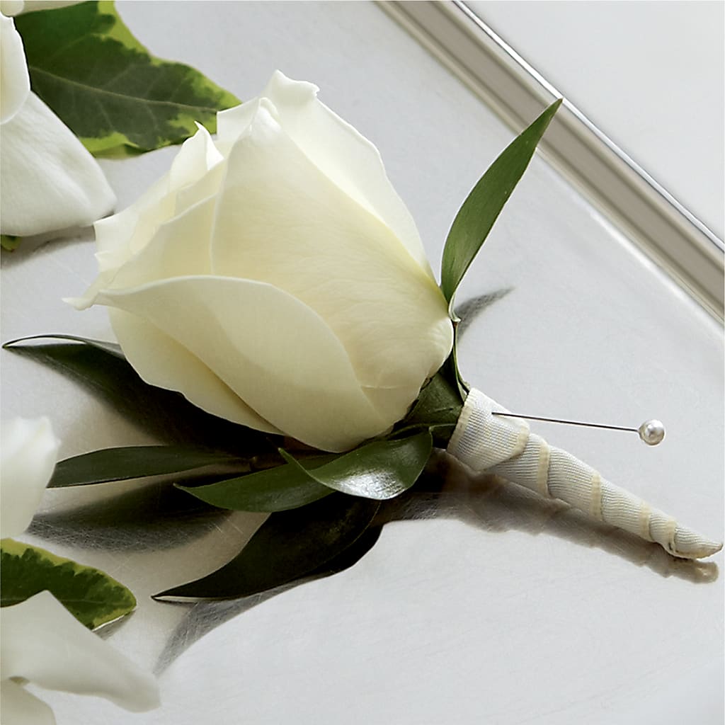White Rose Boutonniere –  United Family Flower And Gifts, Brooklyn NY